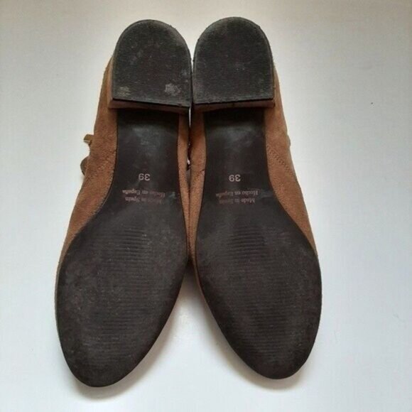 RUSSELL & BROMLEY Suede Ankle Boots Low Heel Side Zippers Beige Sz 7.5 - Picture 11 of 11